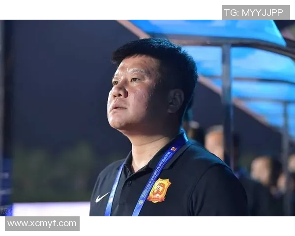 足球明星李金羽的职业生涯成就与个人魅力全解析